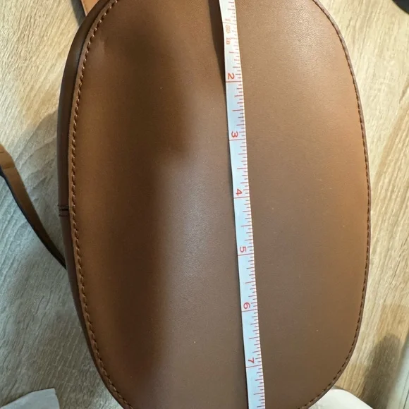 MICHAEL KORS Devon Medium Perforated Leather Bucket Bag Brown - Picture 9 of 10